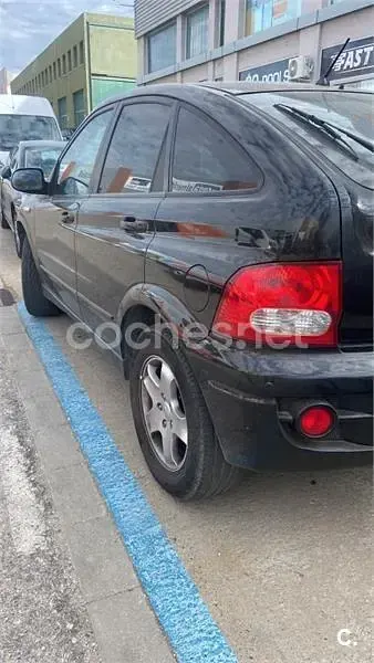 Usado SsangYong Actyon 141 CV (103 kW) 2007 Negro SUV