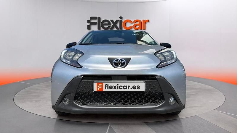 Usado Toyota Aygo X Play 72 CV (52 kW) 2024 Gris SUV