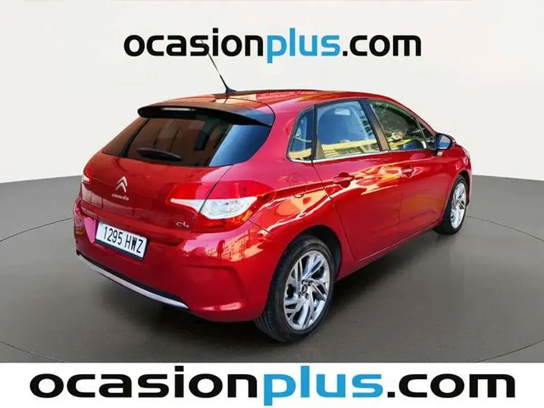 Usado Citroën C4 92 CV (67 kW) 2014 Rojo Utilitario