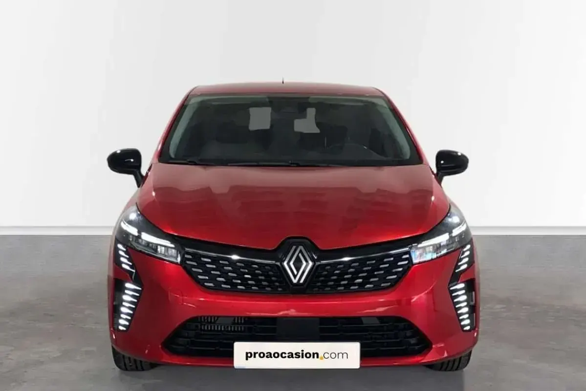 Usado Renault Clio Evolution 91 CV (66 kW) 2023 Rojo Utilitario