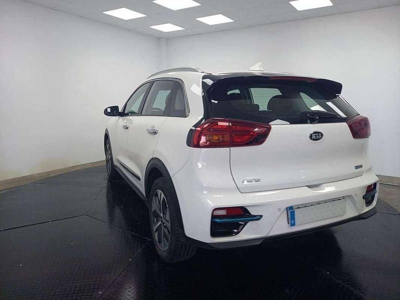 Blanco Usado 2021 Kia e-Niro SUV | 18.590 € - Imagen 1/3