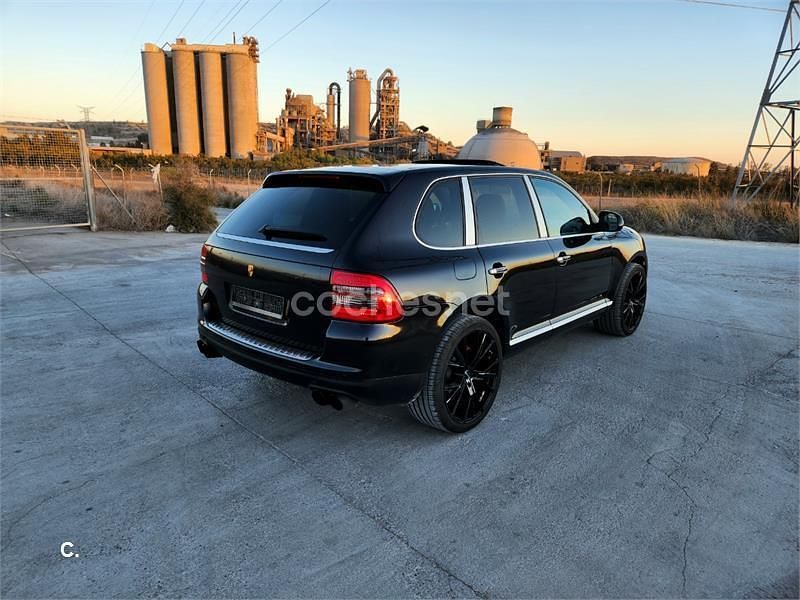 Usado Porsche Cayenne Turbo 450 CV (330 kW) 2004 Negro SUV