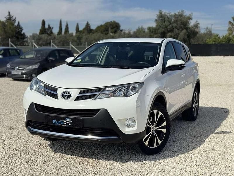 Usado Toyota RAV4 Advance 124 CV (91 kW) 2015 Blanco SUV