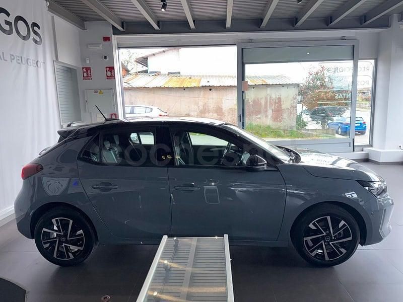Usado Opel Corsa 100 CV (73 kW) 2024 Gris / plata Utilitario