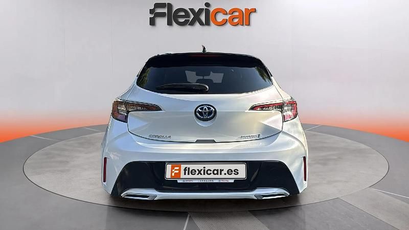 Usado Toyota Corolla 180 CV (132 kW) 2019 Blanco Berlina