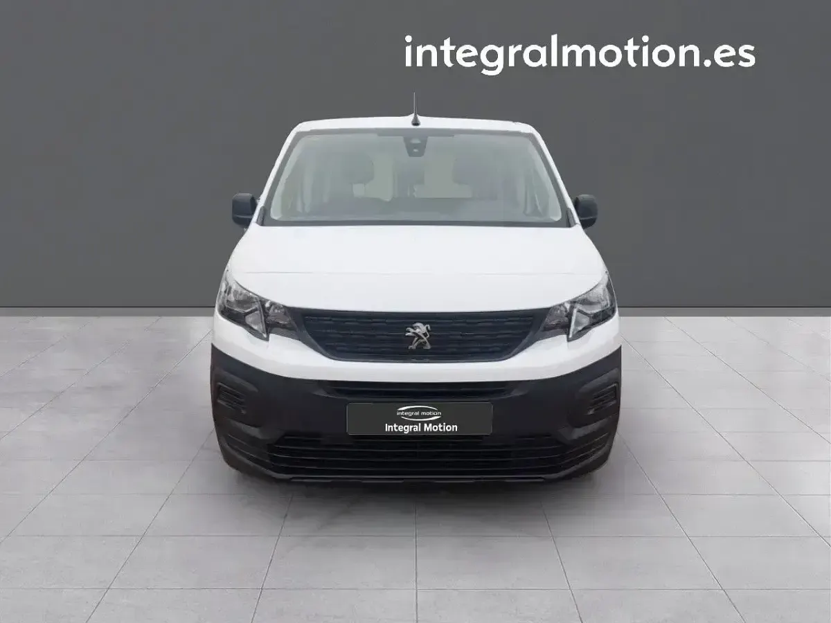 Usado Peugeot Rifter 102 CV (75 kW) 2022 Blanco Monovolumen