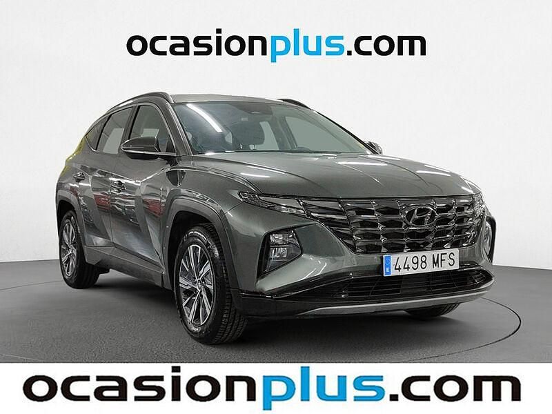 Usado Hyundai Tucson 115 CV (84 kW) 2023 Gris / plata SUV