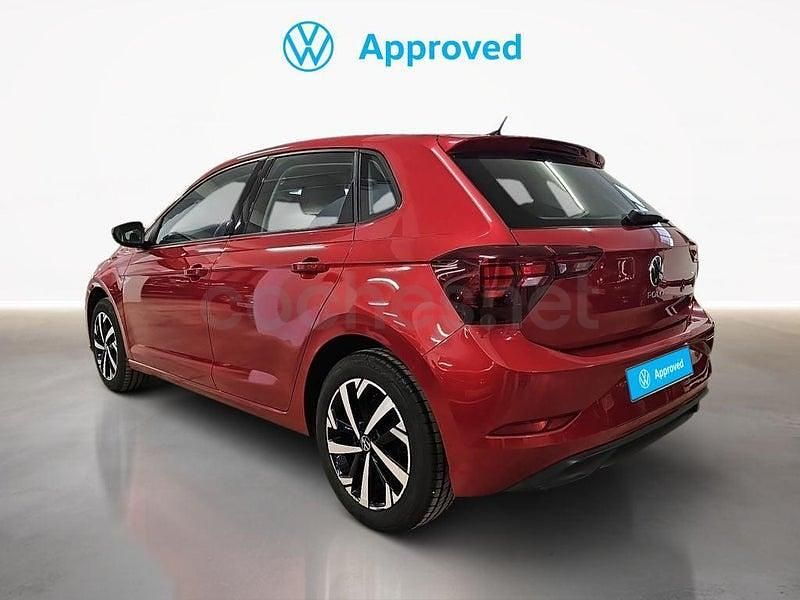 Usado VW Polo Life 95 CV (69 kW) 2021 Rojo Utilitario