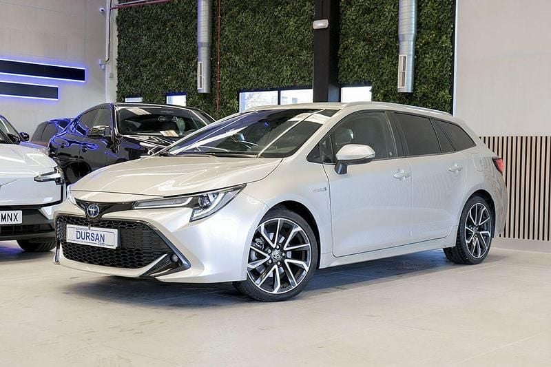 Usado Toyota Corolla Sport 184 CV (135 kW) 2020 Gris claro Familiar