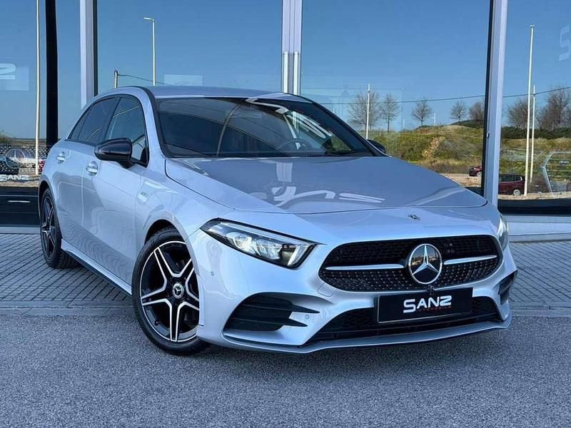 Usado Mercedes A200 Advanced 163 CV (119 kW) 2022 Blanco Berlina