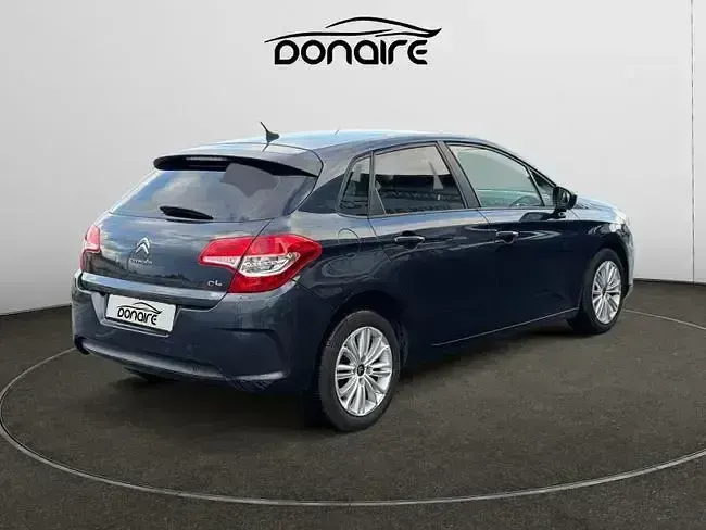 Usado Citroën C4 Live 100 CV (73 kW) 2015 Azul Berlina