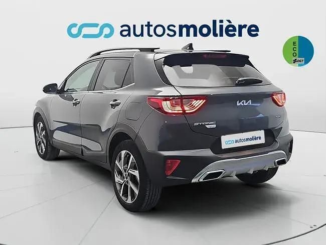 Usado Kia Stonic GT-Line 100 HP (73 kW) 2021 Cinzento SUV