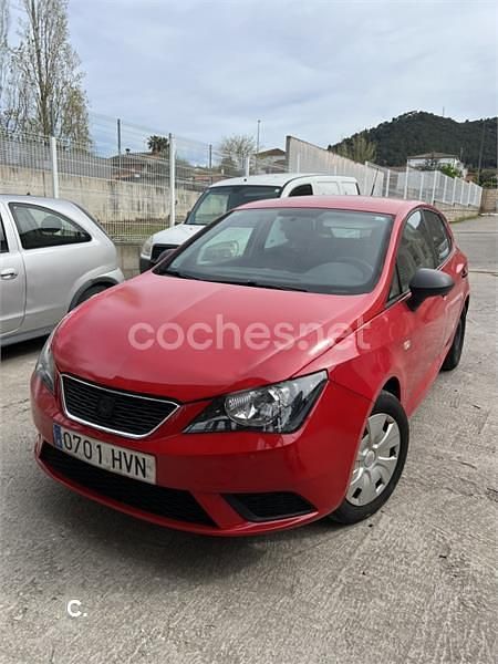 Usado Seat Ibiza I-Tech 75 CV (55 kW) 2014 Rojo Berlina