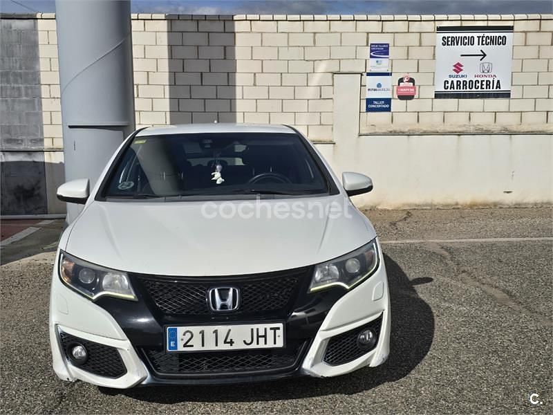 Usado Honda Civic Sport 120 CV (88 kW) 2015 Blanco Berlina