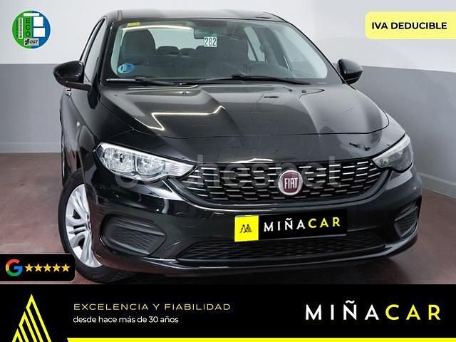 Negro Usado 2018 Fiat Tipo Easy Berlina | 6390 € (Precio justo) - Imagen 1/4