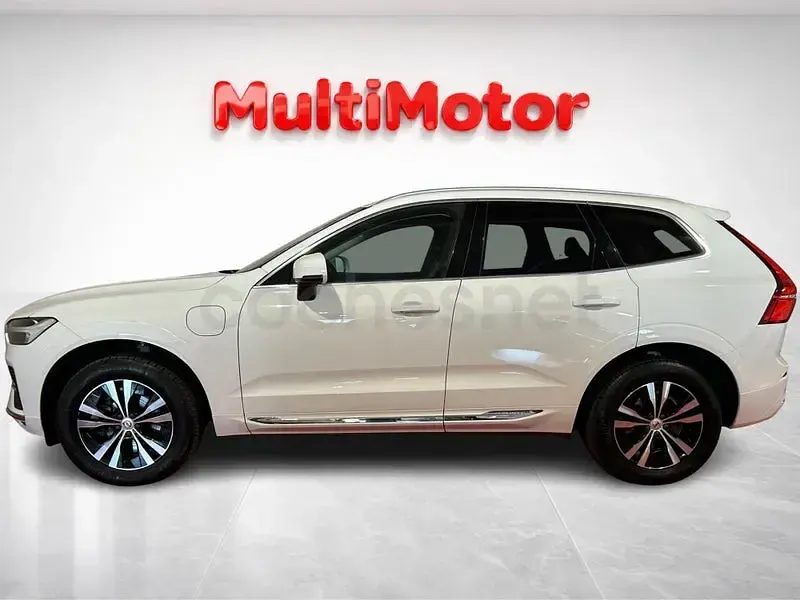 Usado Volvo XC60 Plus 350 CV (257 kW) 2022 Blanco SUV