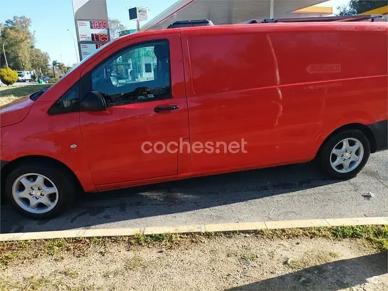 Usado Mercedes Vito Marco Polo 88 CV (64 kW) 2017 Rojo Van