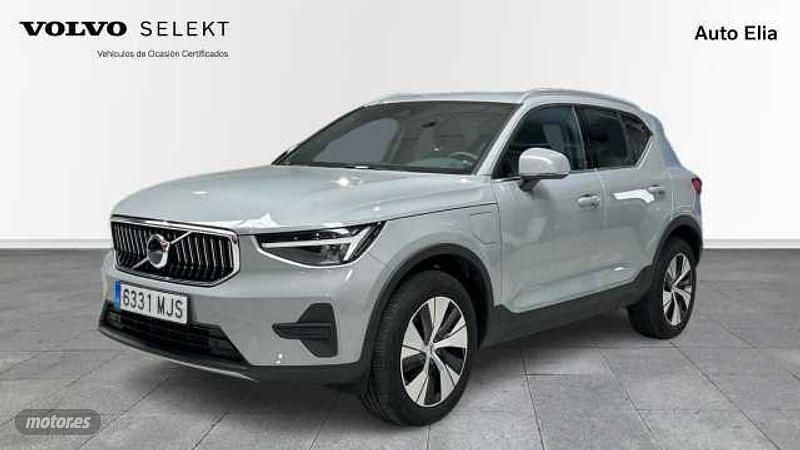 Gris Usado 2023 Volvo XC40 Core SUV | 37.300 € (Precio justo) - Imagen 1/4