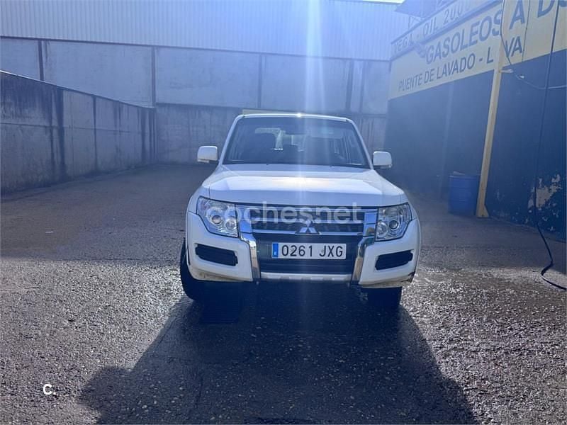 Blanco Usado 2017 Mitsubishi Montero Spirit SUV | 16.000 € (Super precio) - Imagen 1/4