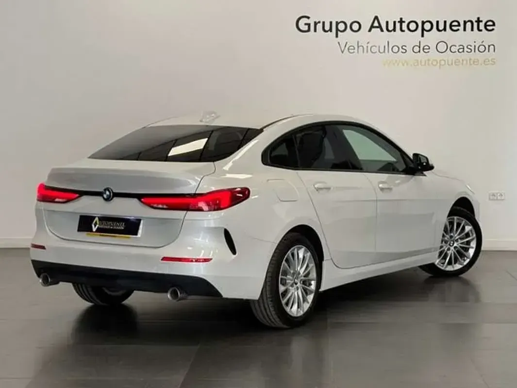 Usado BMW 218 Comfort Edition 150 CV (110 kW) 2021 Blanco Coupe
