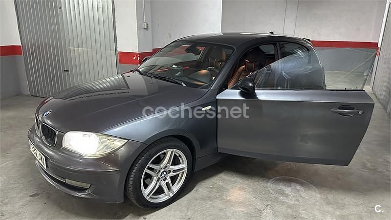 Gris / plata Usado 2007 BMW 118 Sport Line Utilitario | 5900 € (Precio justo) - Imagen 1/4