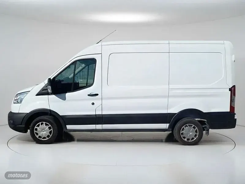 Usado Ford Transit Trend 130 CV (95 kW) 2021 Blanco Van