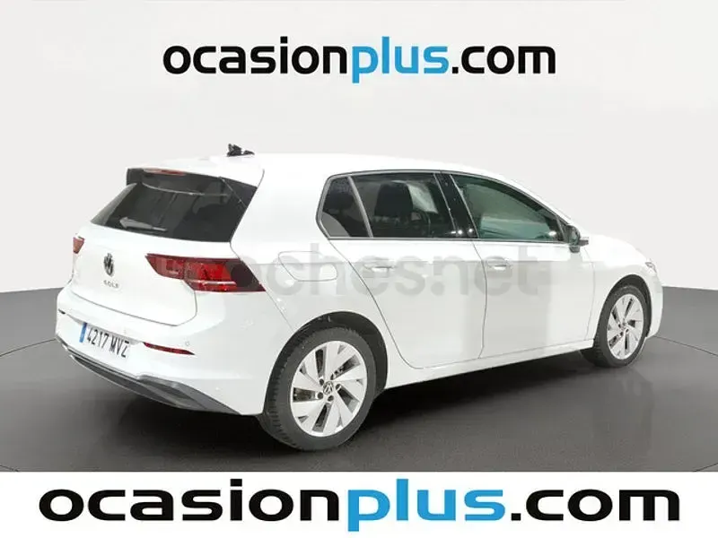 Usado VW Golf VIII 116 CV (85 kW) 2024 Blanco Berlina