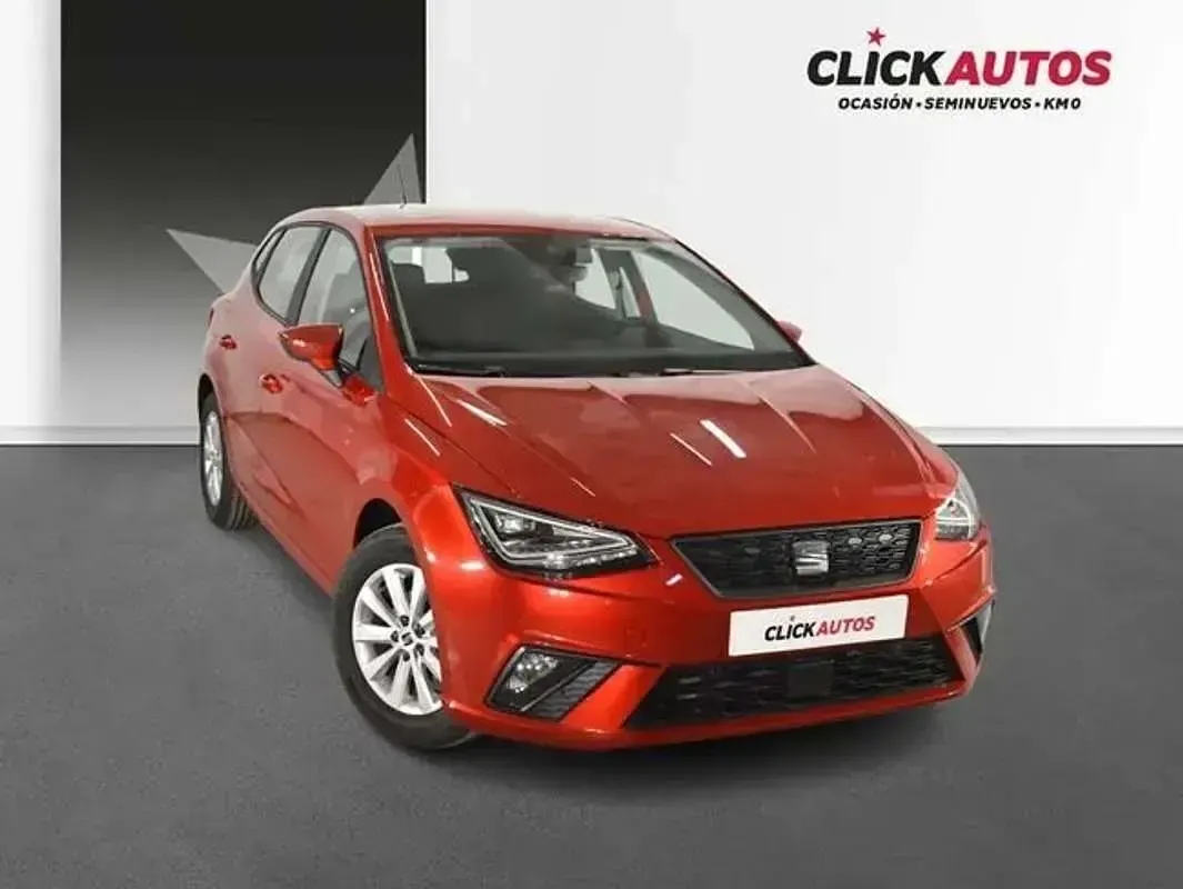 Usado Seat Ibiza Style 90 CV (66 kW) 2024 Rojo Utilitario
