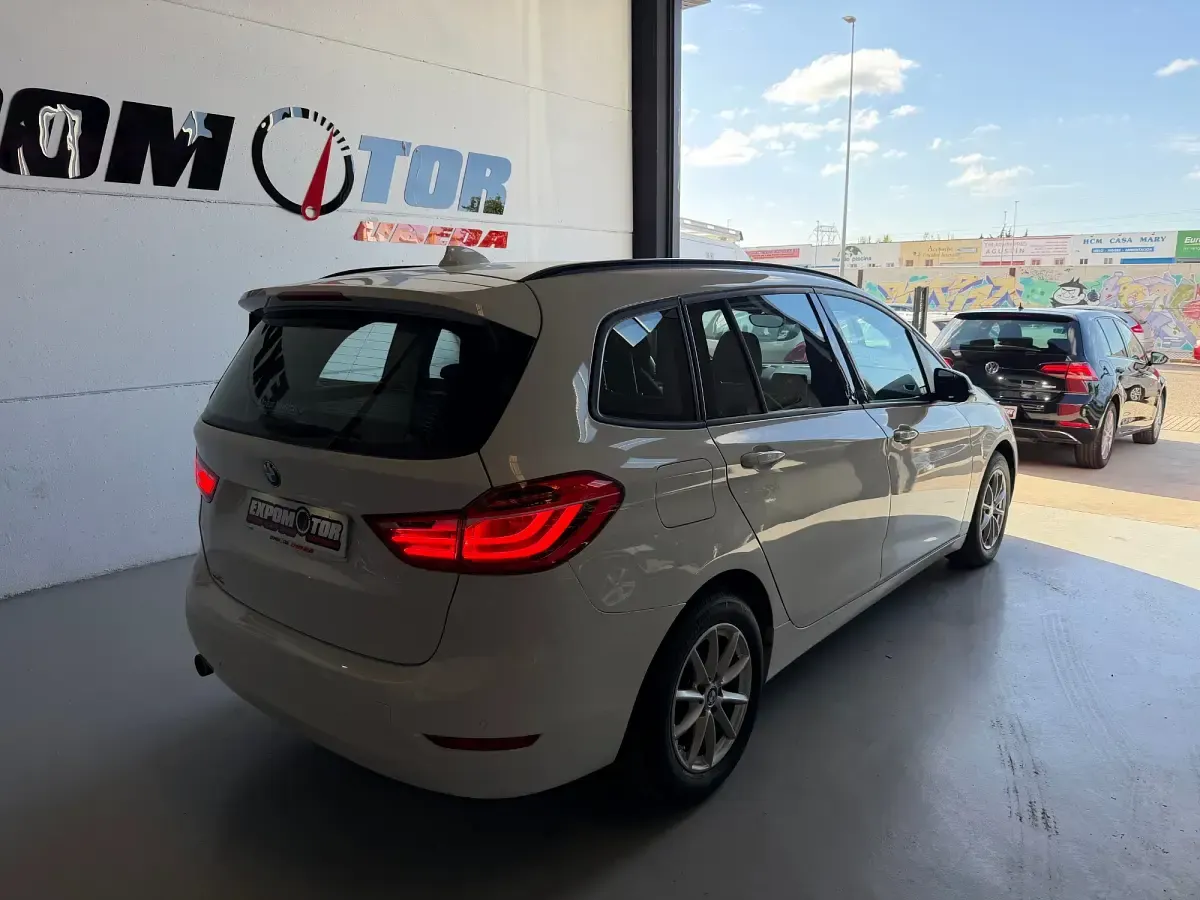Usado BMW 216 116 CV (85 kW) 2016 Blanco Familiar