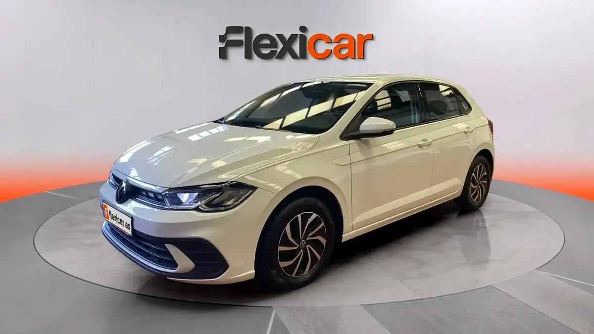 Usado VW Polo Life 95 CV (69 kW) 2023 Blanco Utilitario