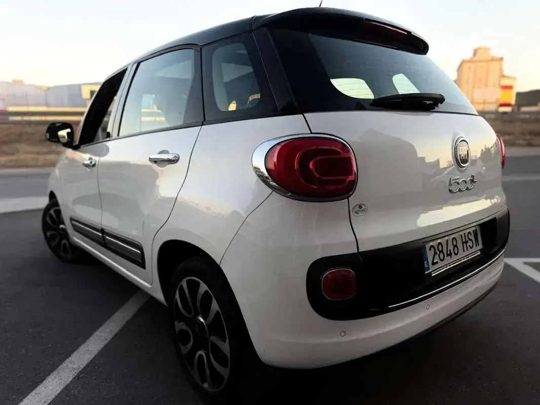 Usado Fiat 500L S 85 CV (62 kW) 2014 Blanco Monovolumen