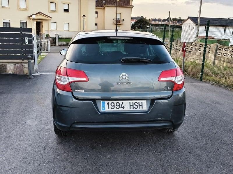 Usado Citroën C4 92 CV (67 kW) 2013 Negro Berlina