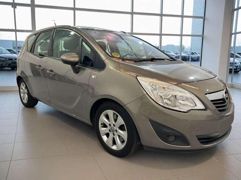Marrón Usado 2012 Opel Meriva Selective Monovolumen | 8900 € (Un poco caro) - Imagen 1/3