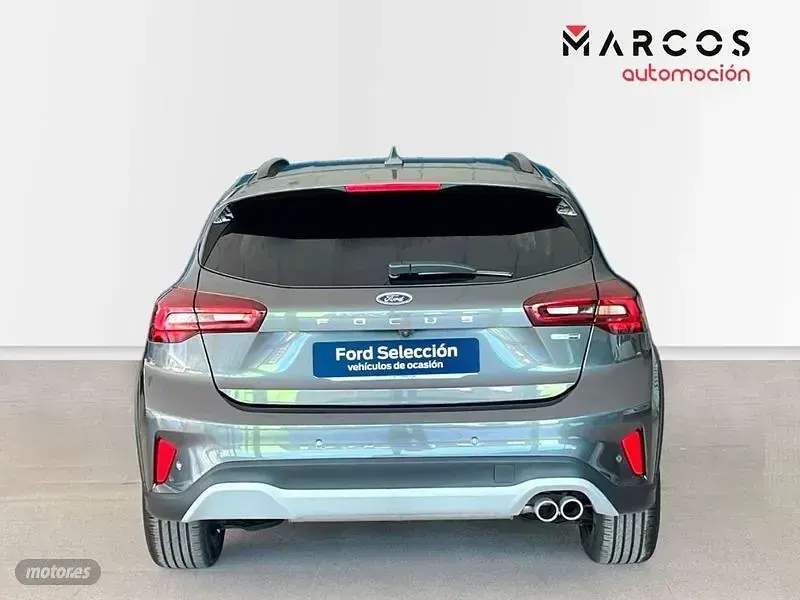 Usado Ford Focus Active 155 CV (114 kW) 2023 Gris Berlina