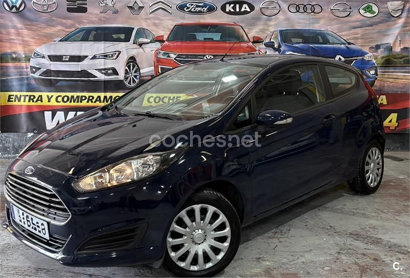 Usado Ford Fiesta Trend 82 CV (60 kW) 2016 Azul Utilitario
