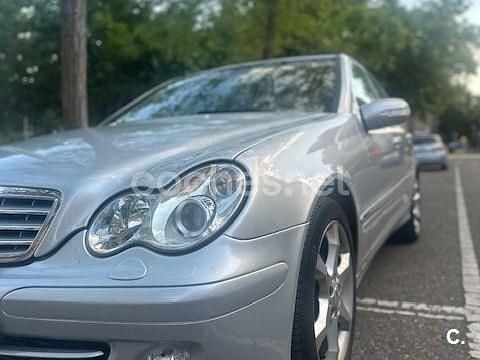 Gris / plata Usado 2006 Mercedes C220 Sport Edition Berlina | 7990 € (Caro) - Imagen 1/4