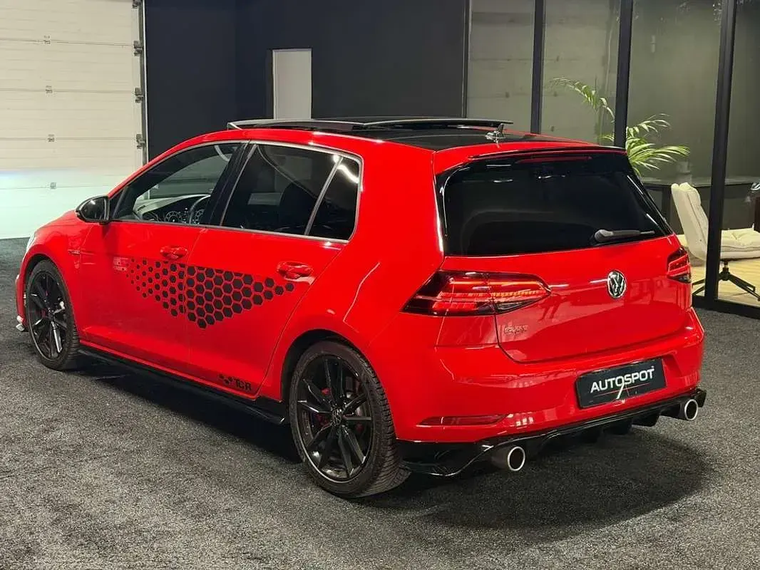 Usado VW Golf VII GTI 290 CV (213 kW) 2019 Rojo Utilitario