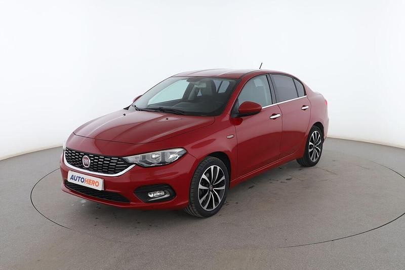 Rojo Usado 2017 Fiat Tipo Lounge Berlina | 11.499 € (Un poco caro) - Imagen 1/3
