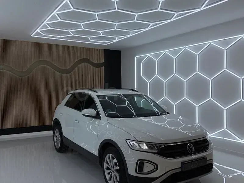 Usado VW T-Roc Life 115 CV (84 kW) 2022 Blanco SUV