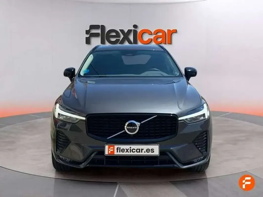 Usado Volvo XC60 Plus 197 CV (144 kW) 2023 Gris SUV