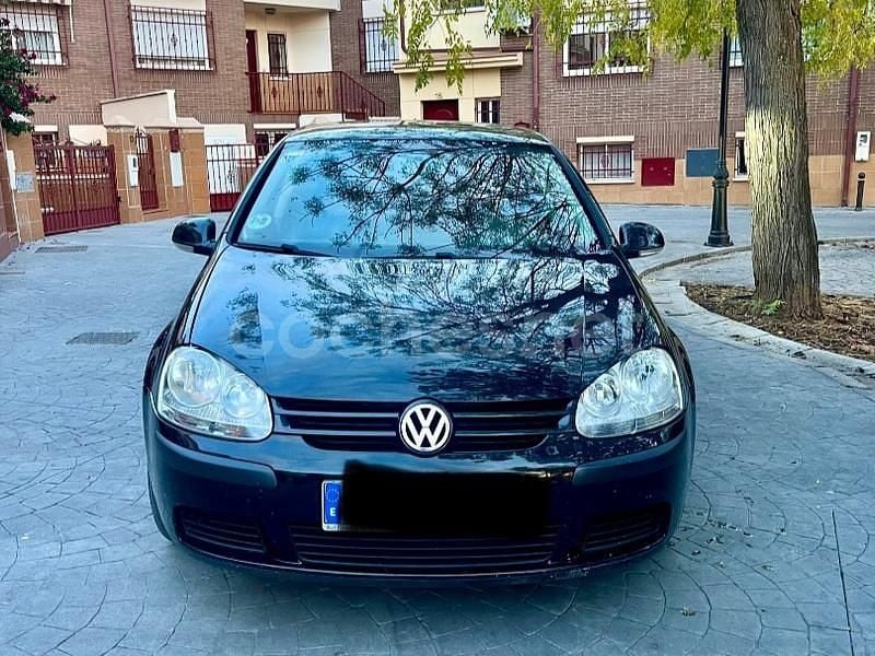 Usado VW Golf V Highline 105 HP (77 kW) 2007 Preto Sedan