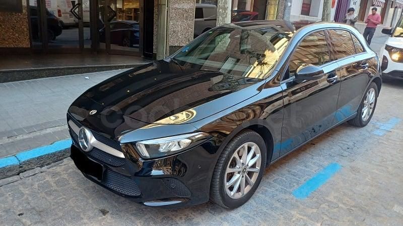 Usado Mercedes A250 218 CV (160 kW) 2022 Negro Berlina