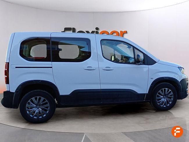 Usado Peugeot Rifter Active 100 CV (73 kW) 2022 Blanco Monovolumen