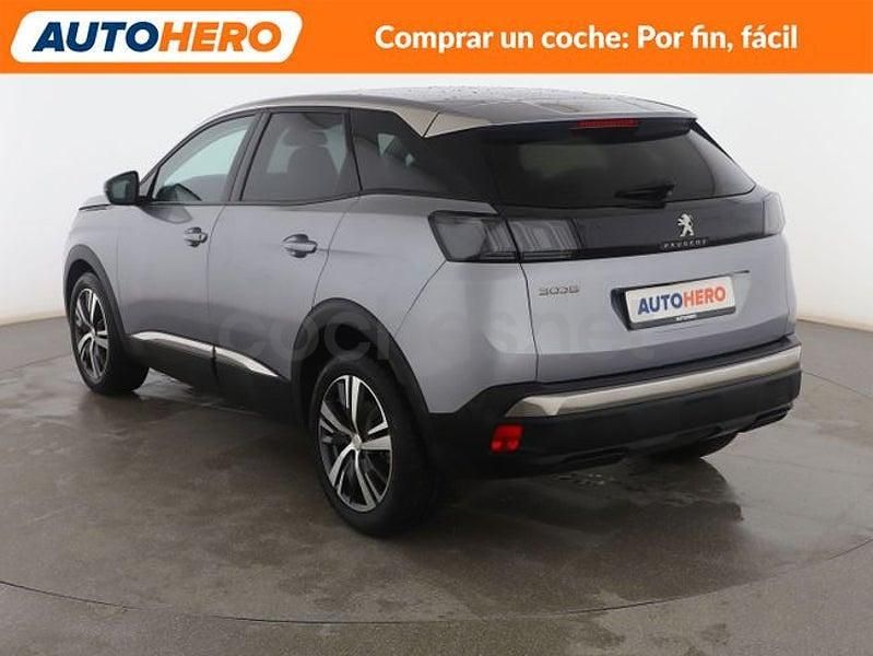 Usado Peugeot 3008 Allure 130 CV (95 kW) 2022 Gris SUV