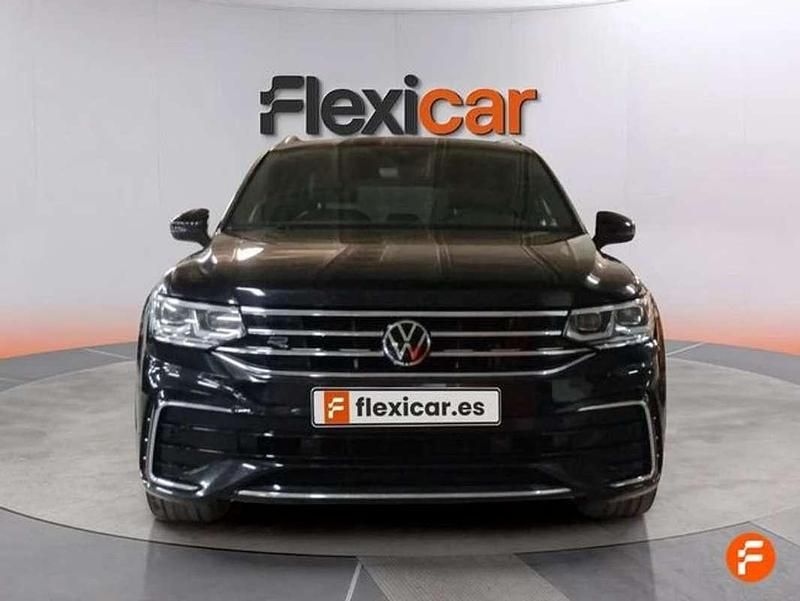 Usado VW Tiguan R-line 150 CV (110 kW) 2022 Negro SUV