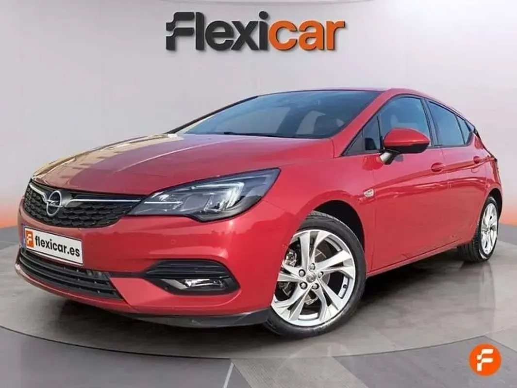 Usado Opel Astra 110 CV (80 kW) 2020 Burdeos Berlina