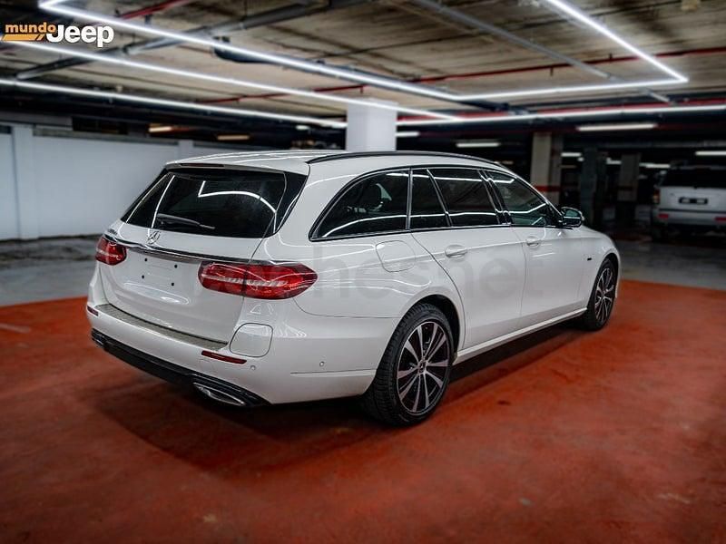 Usado Mercedes E300 306 CV (225 kW) 2019 Blanco Familiar