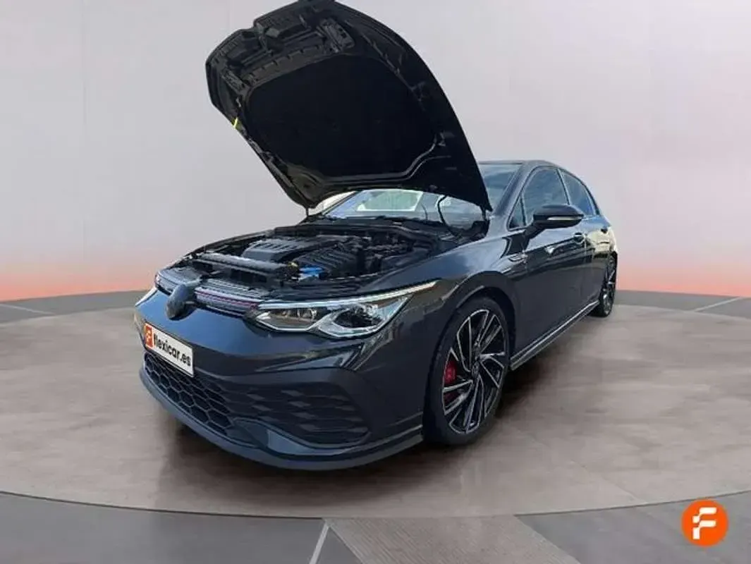 Usado VW Golf VII GTI 301 CV (221 kW) 2021 Gris Utilitario