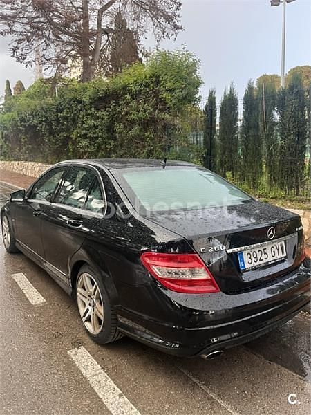 Usado Mercedes C200 Avantgarde 136 CV (100 kW) 2010 Negro Berlina