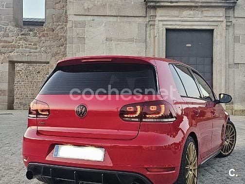 Usado VW Golf VII GTI 210 CV (154 kW) 2012 Rojo Berlina
